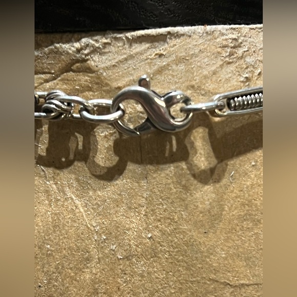 Silver Neclace - Picture 4 of 4